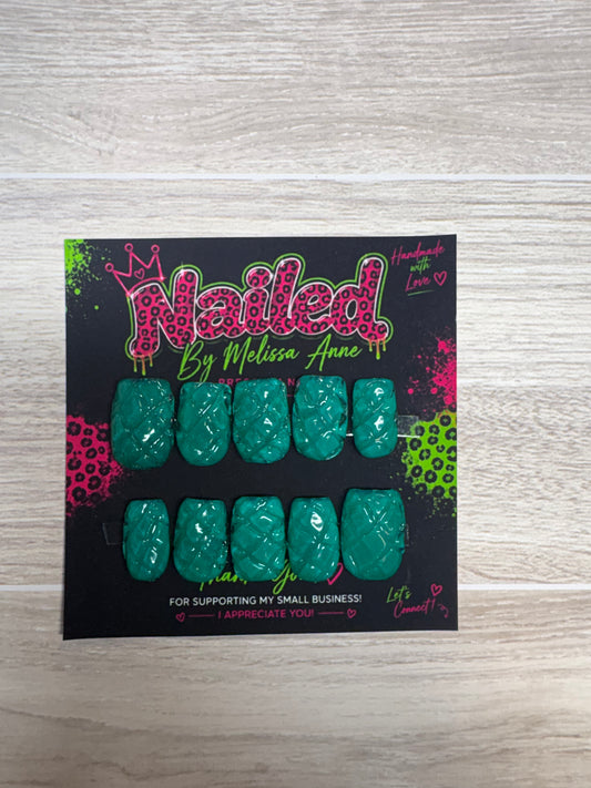 Vintage Emerald Glass Press-On Nails 💚
